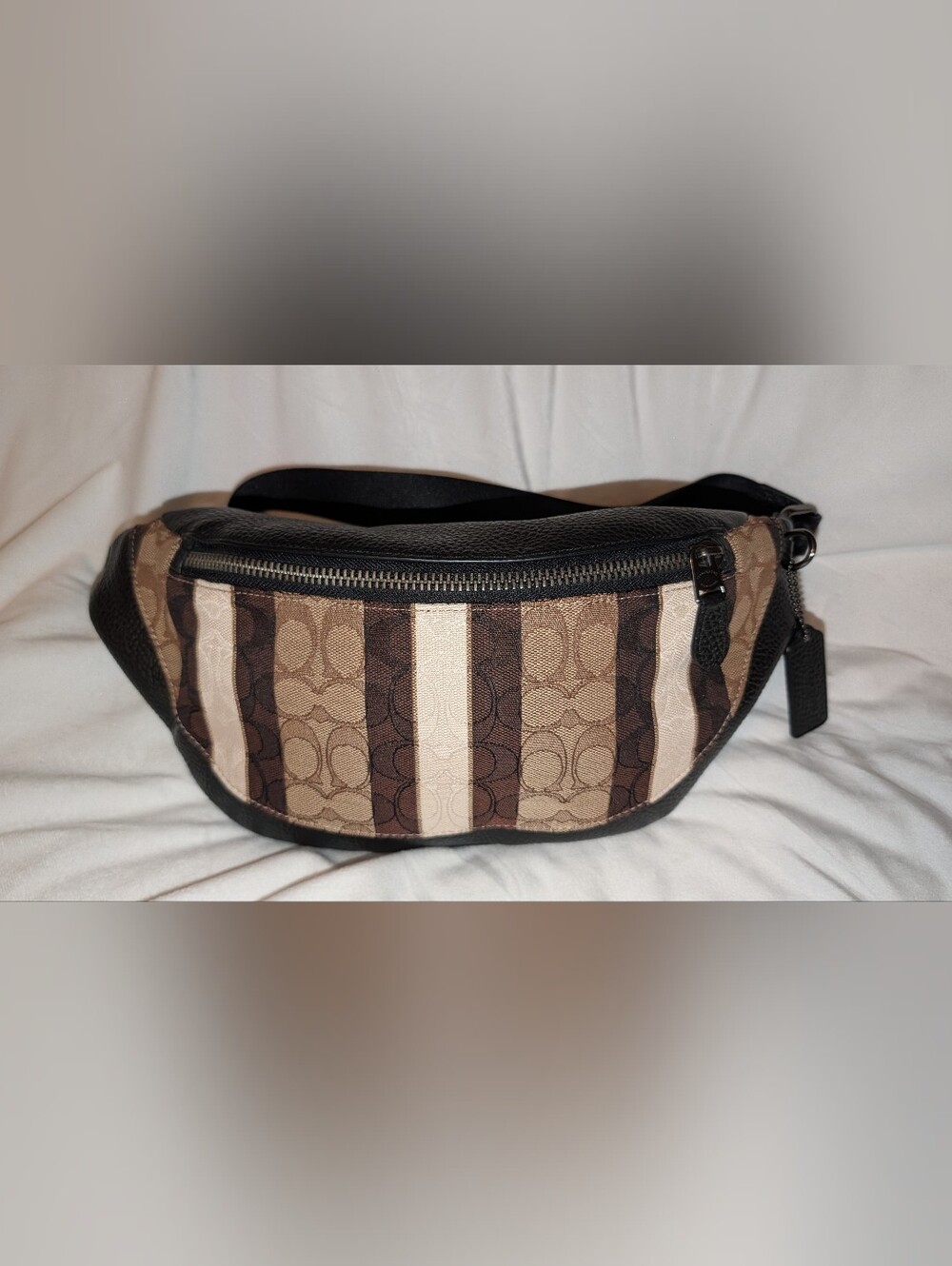 COACH Warren Belt Bag In Signature Jacquard With Stripes C5292 Khaki Black VGC
